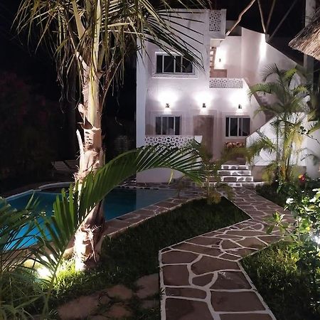 Garoda House Turtle Bay Jacuzzi ☆☆☆☆☆ Kilifi Watamu Exterior photo